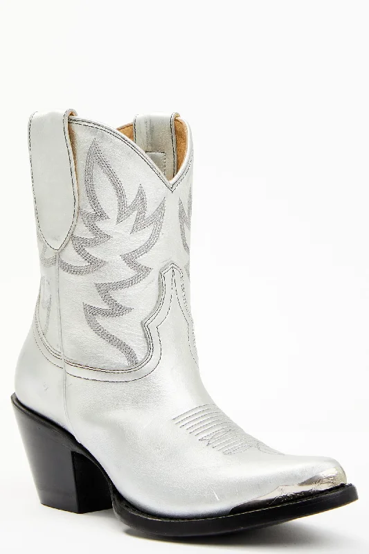 Men's cowboy boots with a leather sole for a classic lookWheels Silver Leather Western Booties - Round Toe