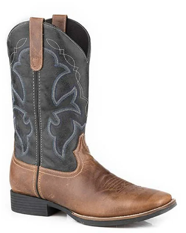 Men's cowboy boots with a decorative inlayMen's Monterey Western Boots