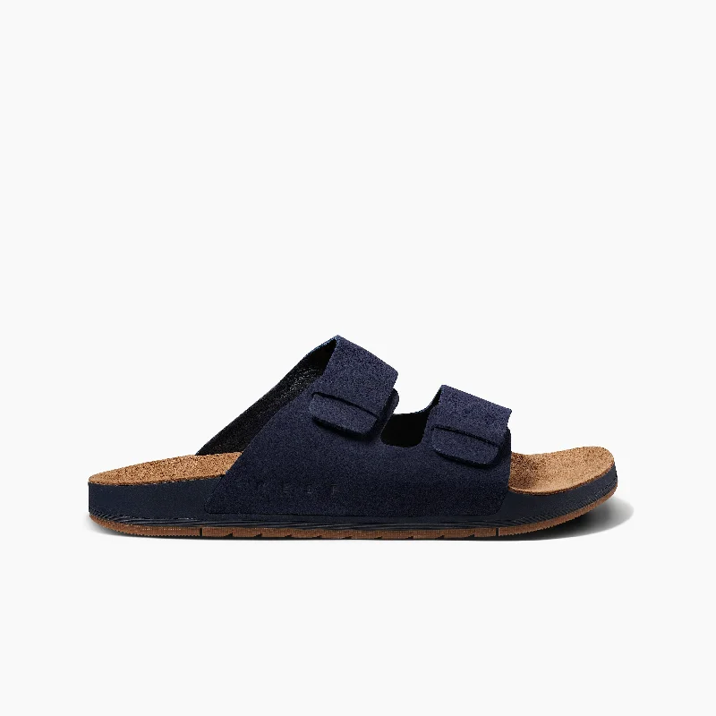 Men's sandals in a neutral color like black or brownOjai Two Bar