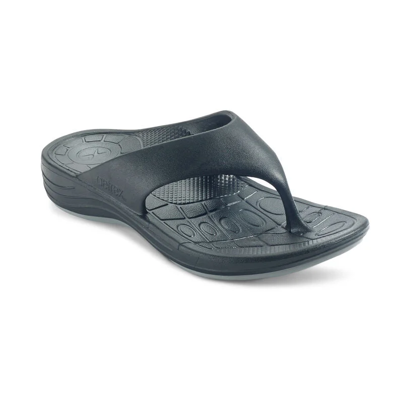 Men's leather sandals with an adjustable strapAetrex Men's Maui Orthotic Flips