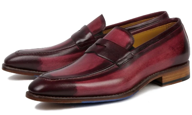 Men's loafers with a flexible sole for easy movementHampton Penny Loafer Oxblood