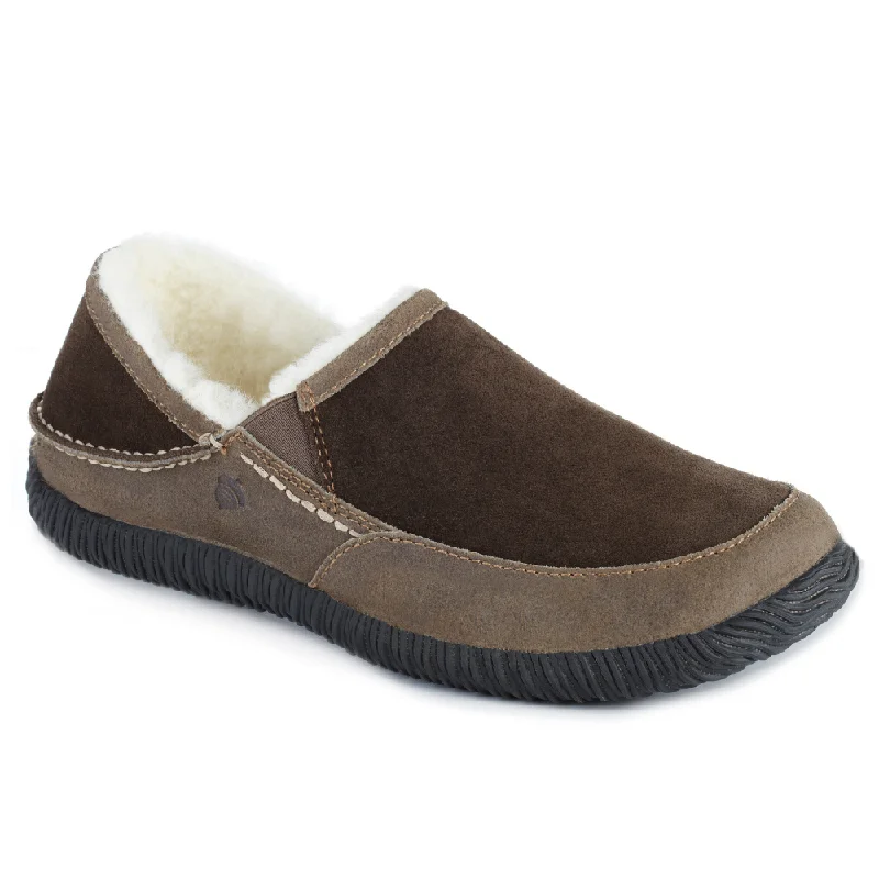 Men's slippers with a non - slip outsole for safetyMen's Rambler Moc Slipper with Indoor/Outdoor Sole