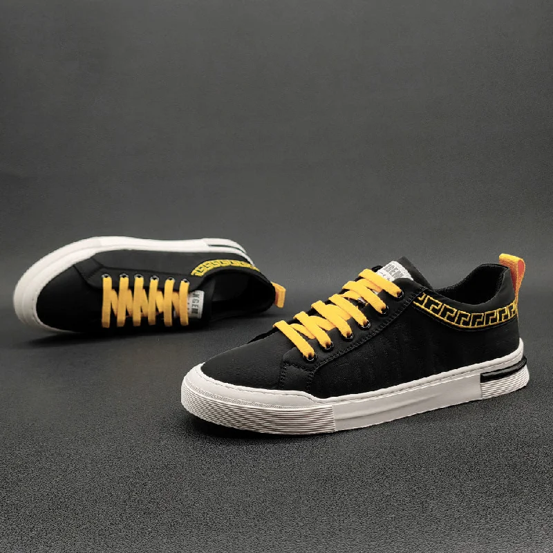 Men's retro - inspired basketball sneakers with a high - top designMen Casual Breathable Canvas Flat Sneakers