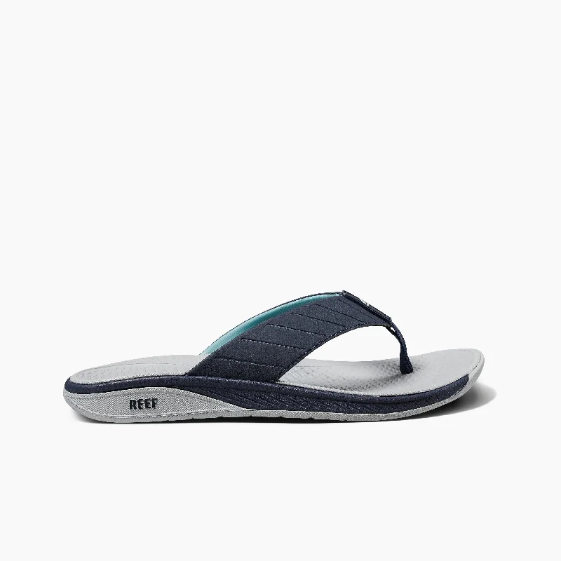 Men's sandals with a padded heelThe Deckhand