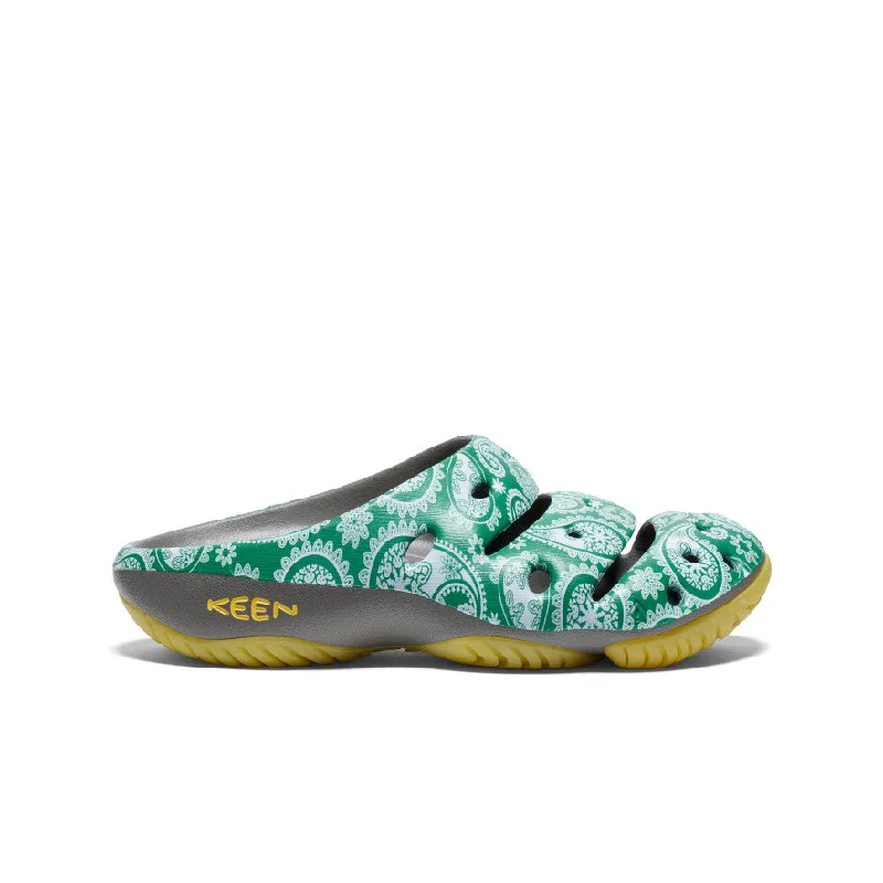 Men's sandals with a padded heelMen's Yogui Arts Clog x T.H.C.  |  The Town Paisley