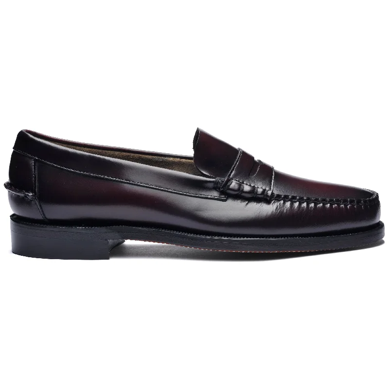 Men's loafers with a decorative buckleClassic Dan - Brown & Burgundy