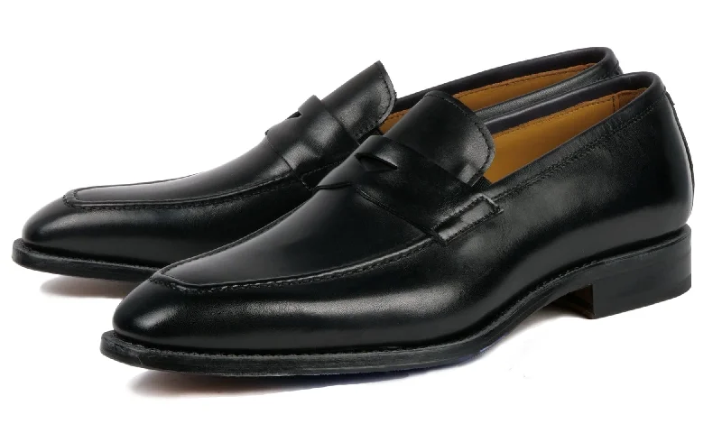 Men's loafers with a tassel front for a classic lookHampton Penny Loafer Black