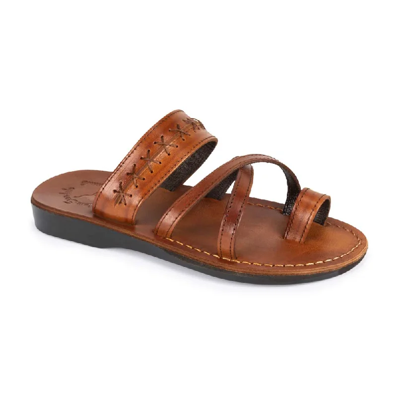 Men's leather sandals with an adjustable strapRachel - Leather Criss Cross Sandal | Honey