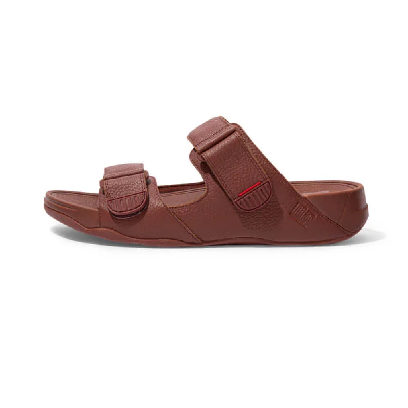 Men's sandals with a cushioned footbedFitFlop Men's Gogh Moc Slide Sandals - Red Brown