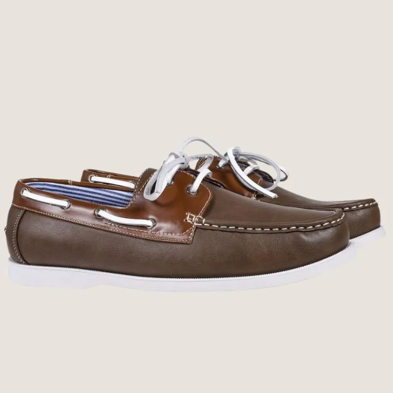 Men's boat shoes with a tassel detailJM Alistair Boat Shoe