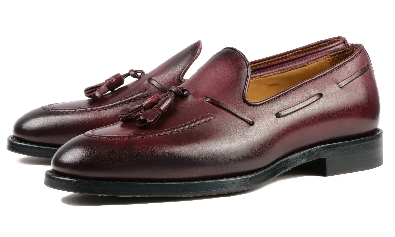 Men's loafers with a low - heeled designHenley Tassel Loafer Oxblood