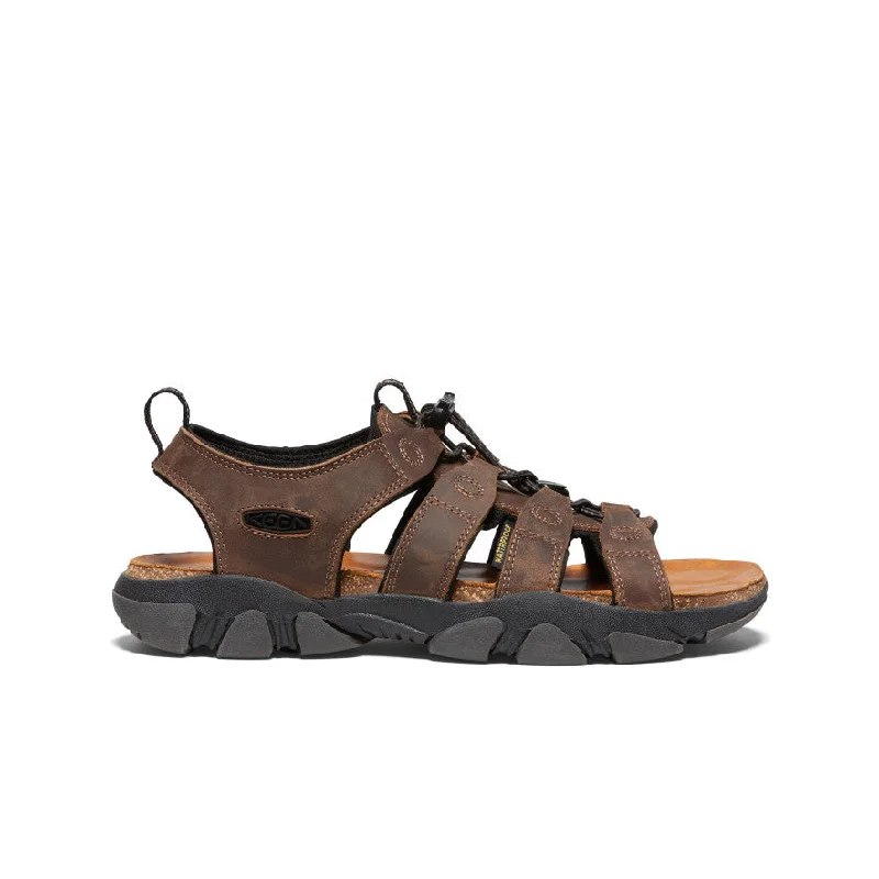 Men's sandals with a contrast stitching detailMen's Daytona II Sandal  |  Bison/Black