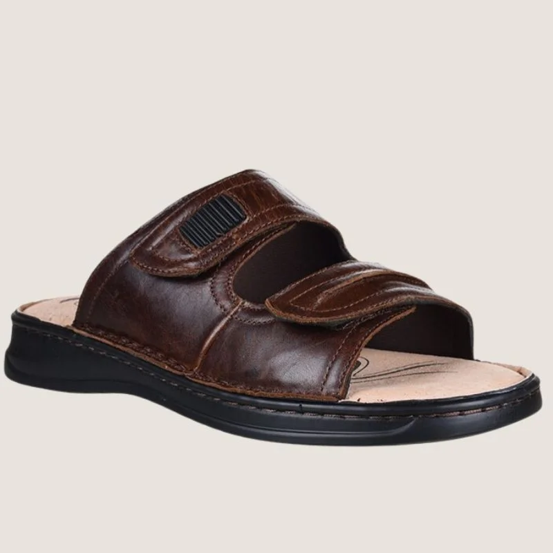 Men's sandals with a wide strap for supportWoodlands Gerard Slide