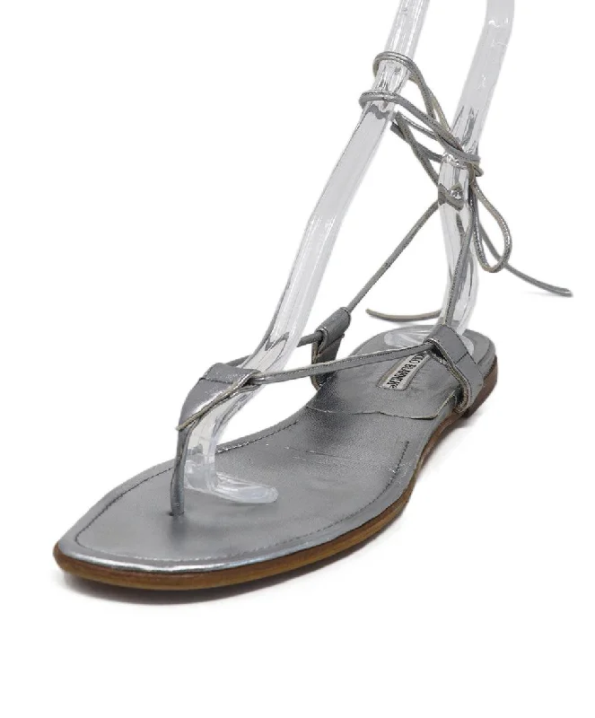 Men's sandals with a rubber sole for tractionManolo Blahnik Silver Leather Sandals sz 9