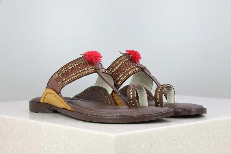 Men's sandals with a leather lining for comfortToe Thong - Brown