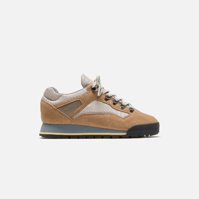 Men's gray mesh sneakers for breathability during workoutsadidas x CP Company Helvellyn Spzl - Cardboard / Light Brown / Utility Grey