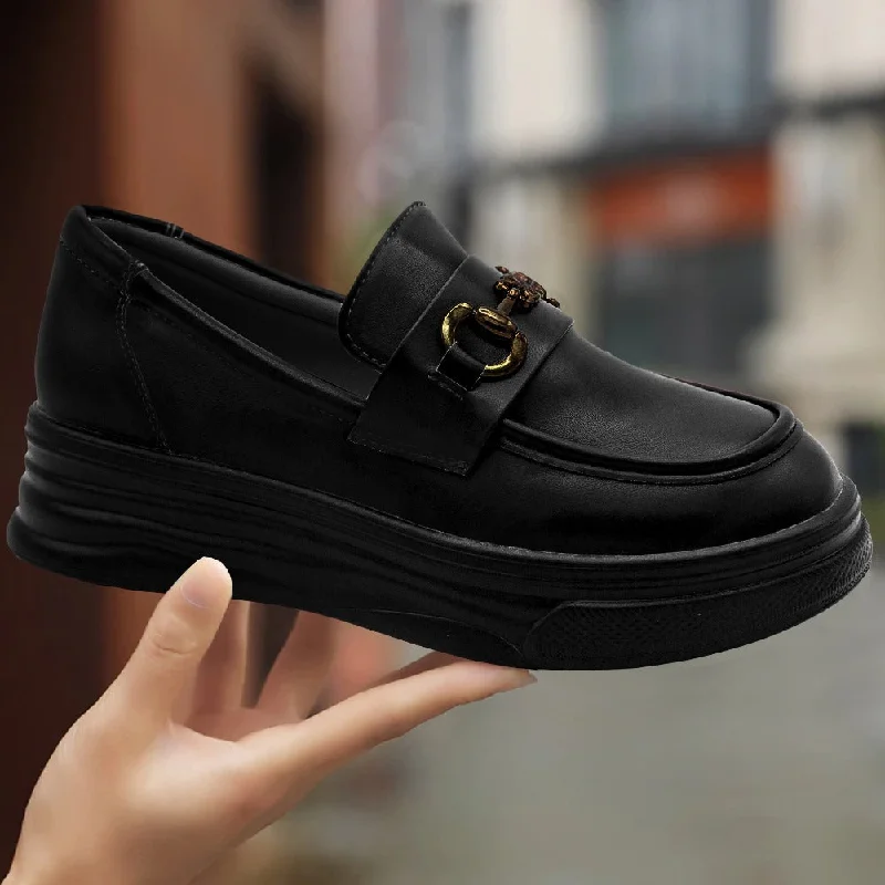 Men's skateboarding sneakers with a vulcanized soleFront buckle Nvijie