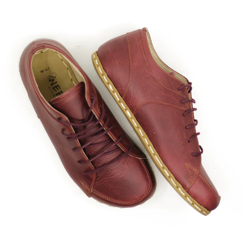 Men's multi - colored sneakers with a gradient effectMen's Copper Rivet Earthing Leather Sneaker in Crazy Burgundy