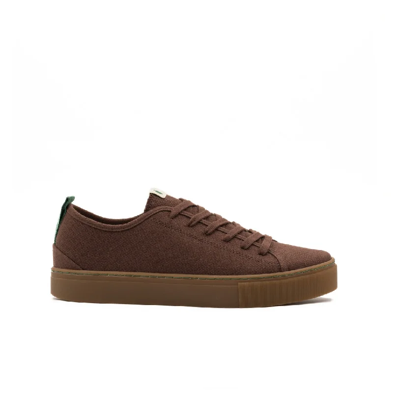 Men's soccer - inspired sneakers with a studded soleVegan sneaker brown NIK015