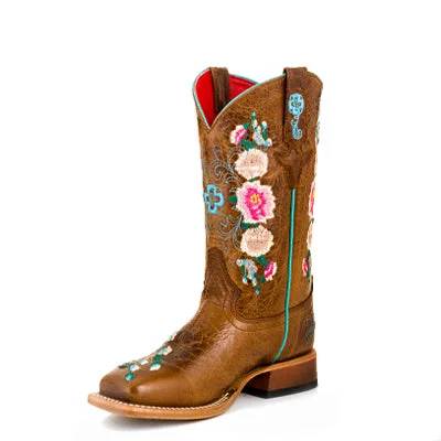 Men's western boots with a concho - studded strap and a pointed toeMacie Bean Honey Bunch Children's Boot