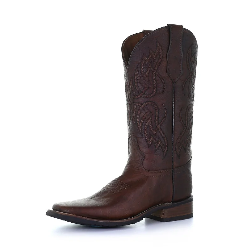 Men's western boots with a concho - studded strap and a pointed toeCircle G Honey Cow Ladies' Boot